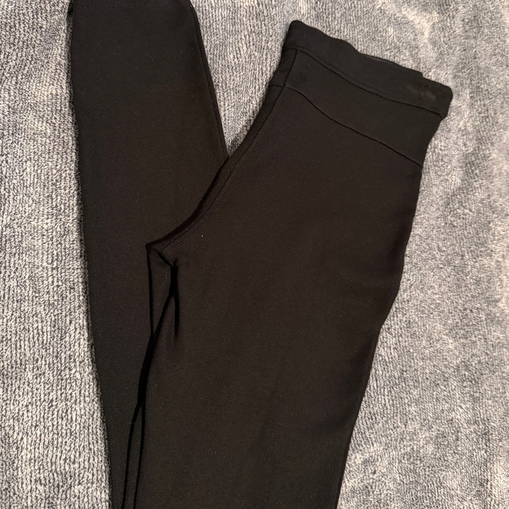 Max Studio leggings/skinny pants